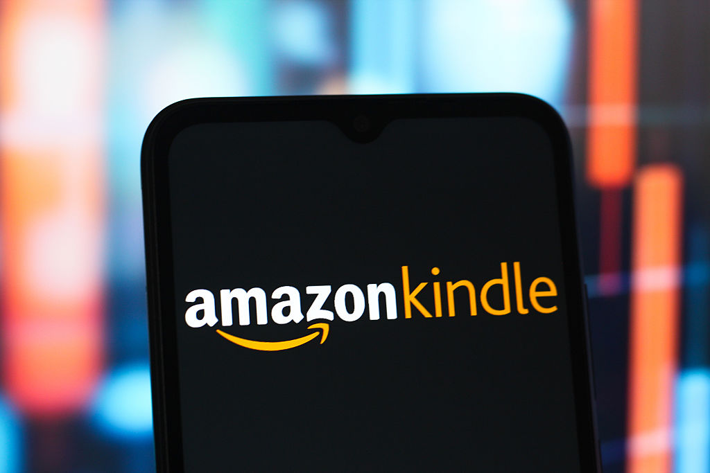 Amazon sube precios de electrónicos hasta 60% en México