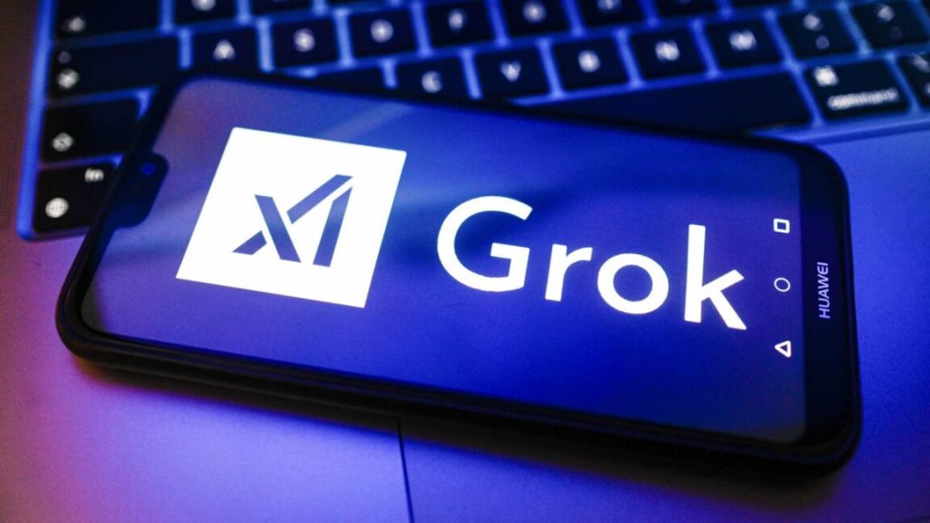 Grok filtra datos personales con instrucciones cifradas